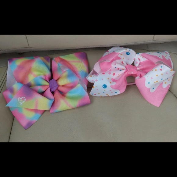 Don’t wear them.$5 a piece. - Picture 2 of 2